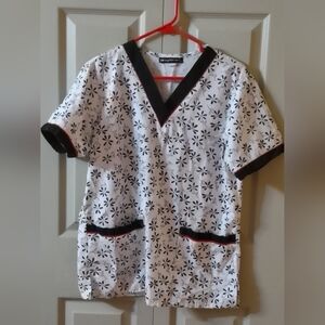 Women's Los Angeles Rose Scrub Top Uniform Small Black White Floral Nursing
